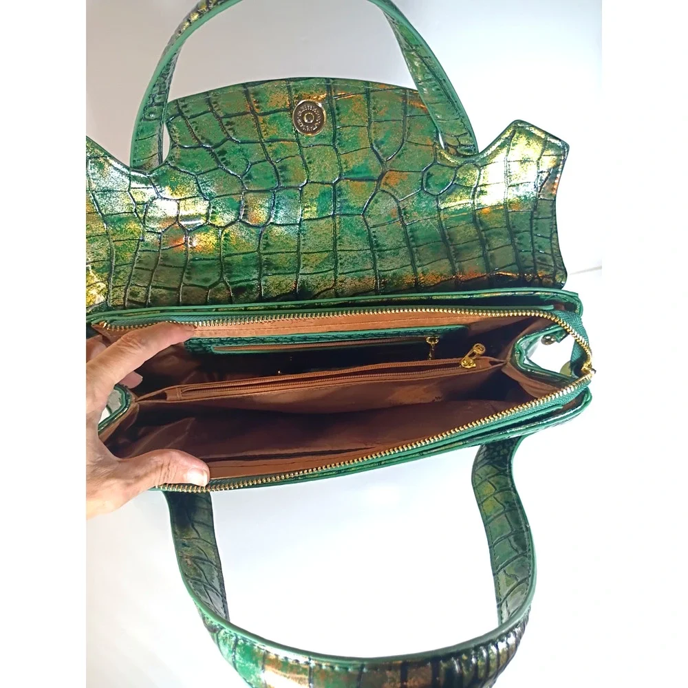 Vintage Sharif Metallic Green Gold Reptile Embossed Crossbody Flap Bag Y2K EUC